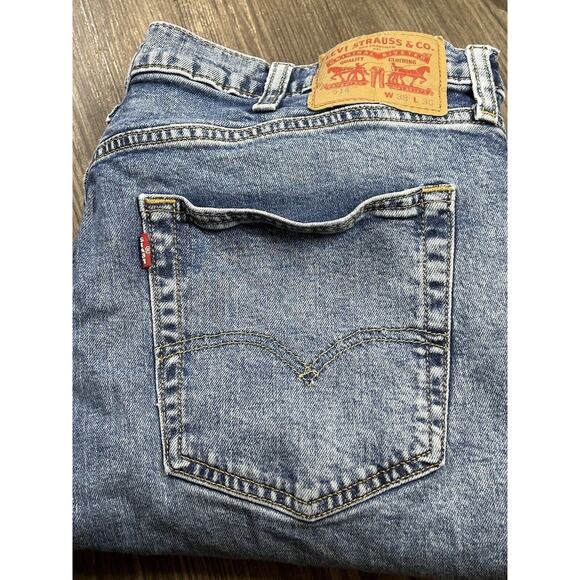 Levis 514 Jeans Mens Size 38x30 Blue Light Wash Denim Straight Leg Slim Fit - Picture 7 of 8